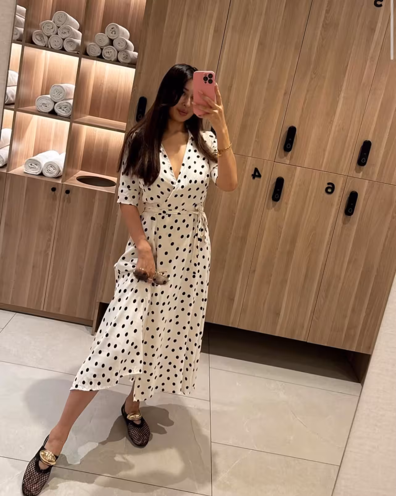 Altynai russian bride visa