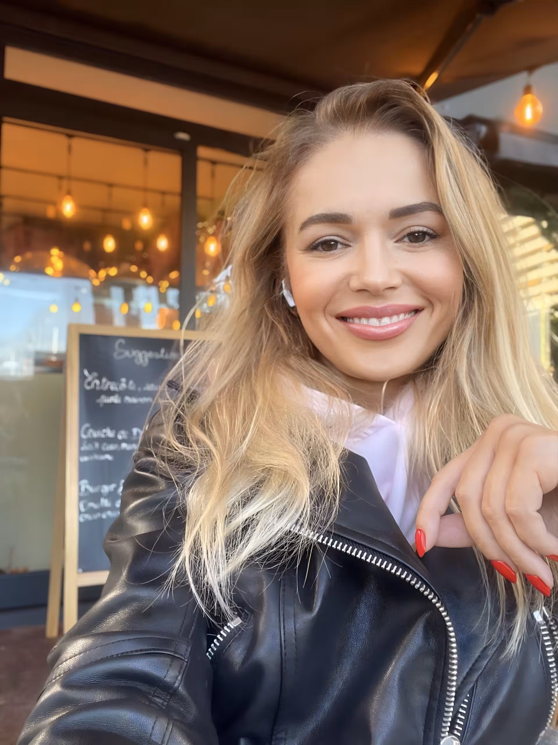 Angelica ukrainian womens football advert