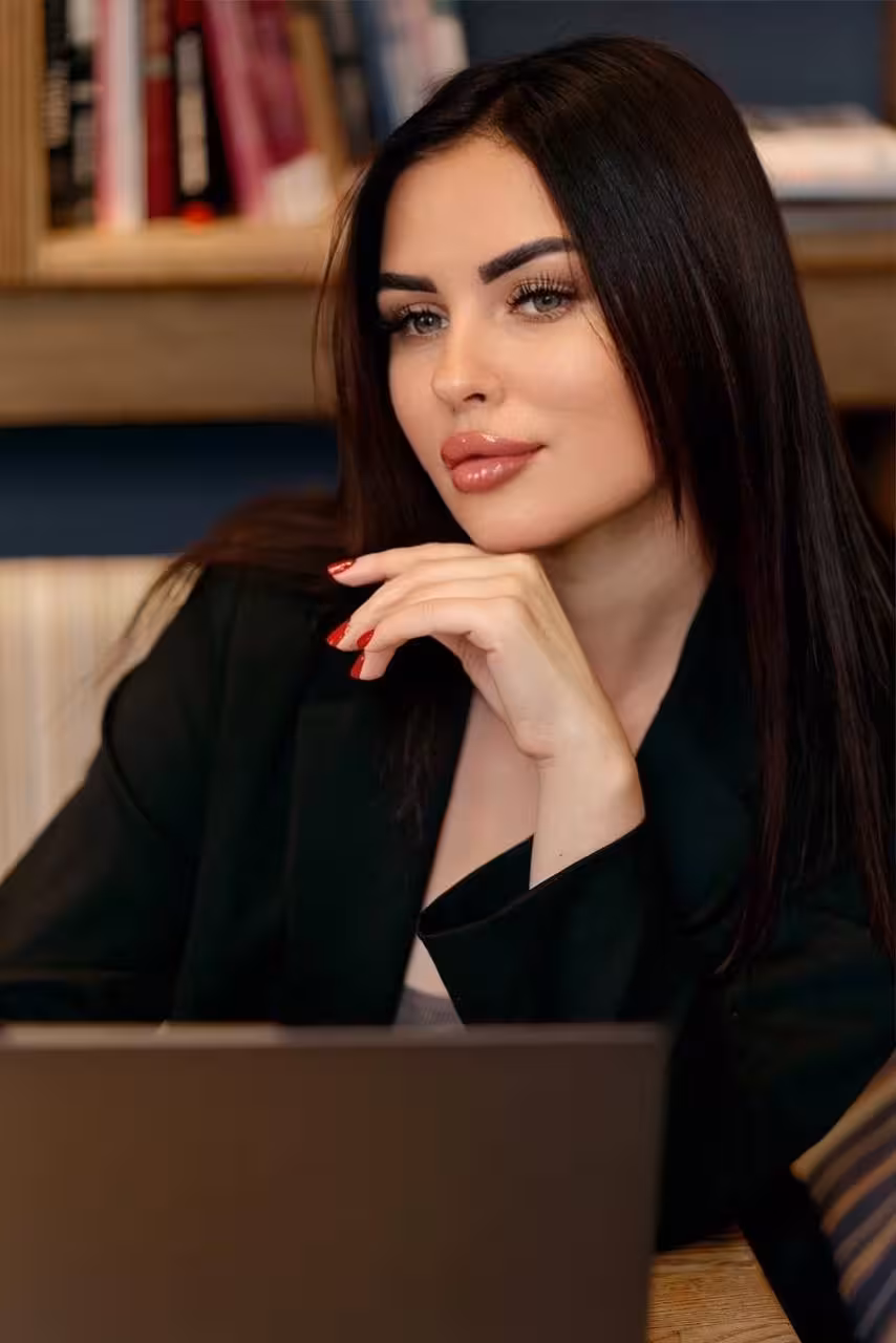 Discover Her Profile