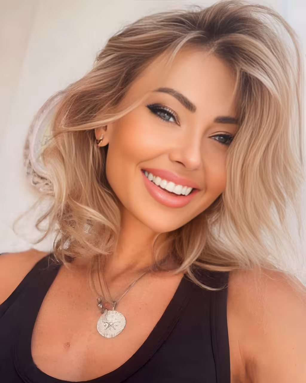 See Lady's Profile