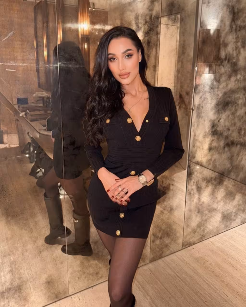 See Lady's Profile