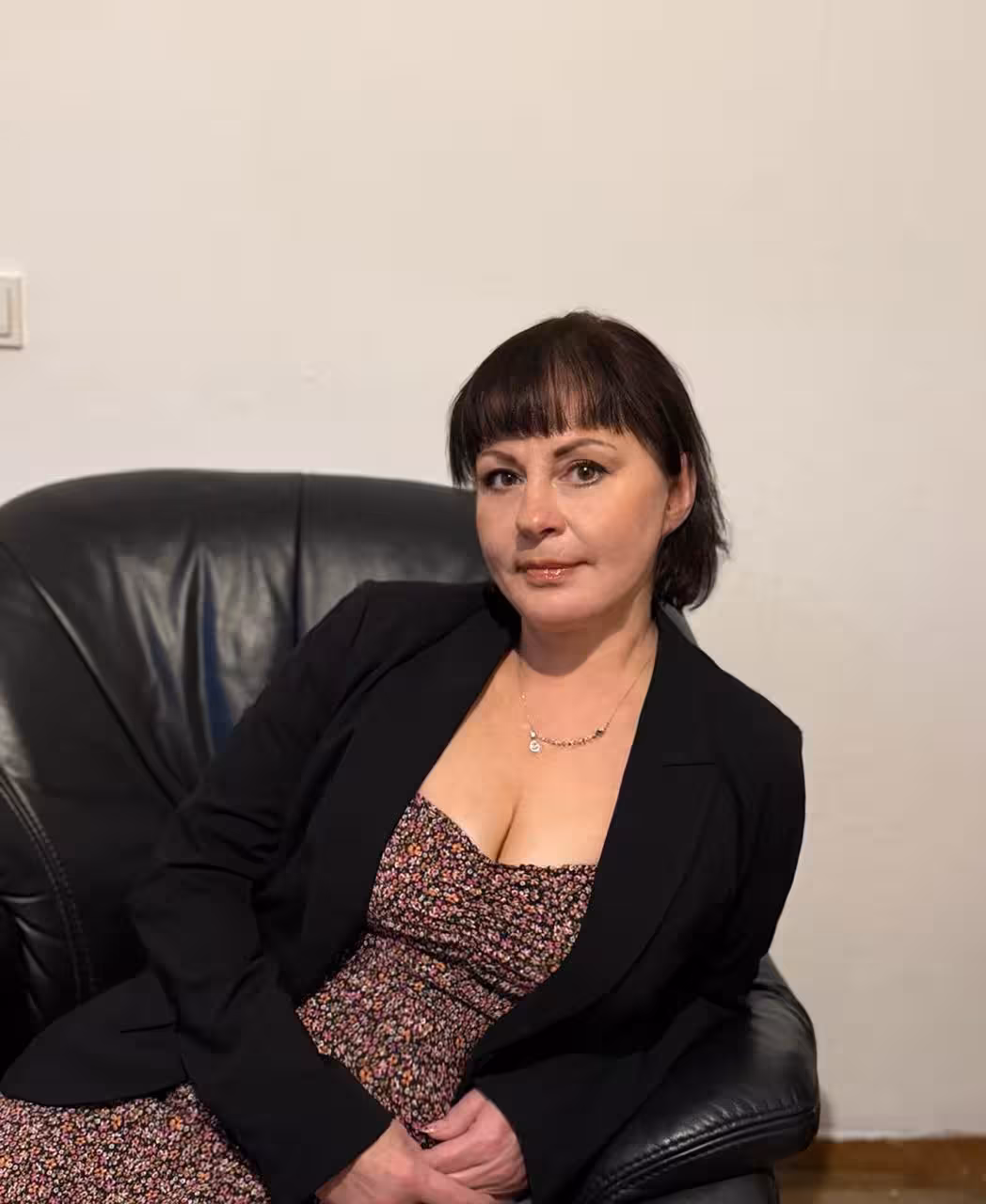 See Lady's Profile