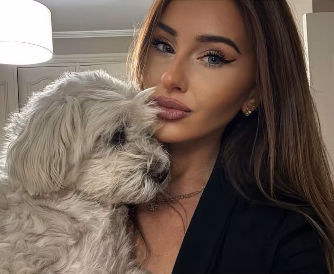 Discover Her Profile