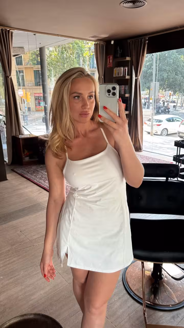 Discover Her Profile