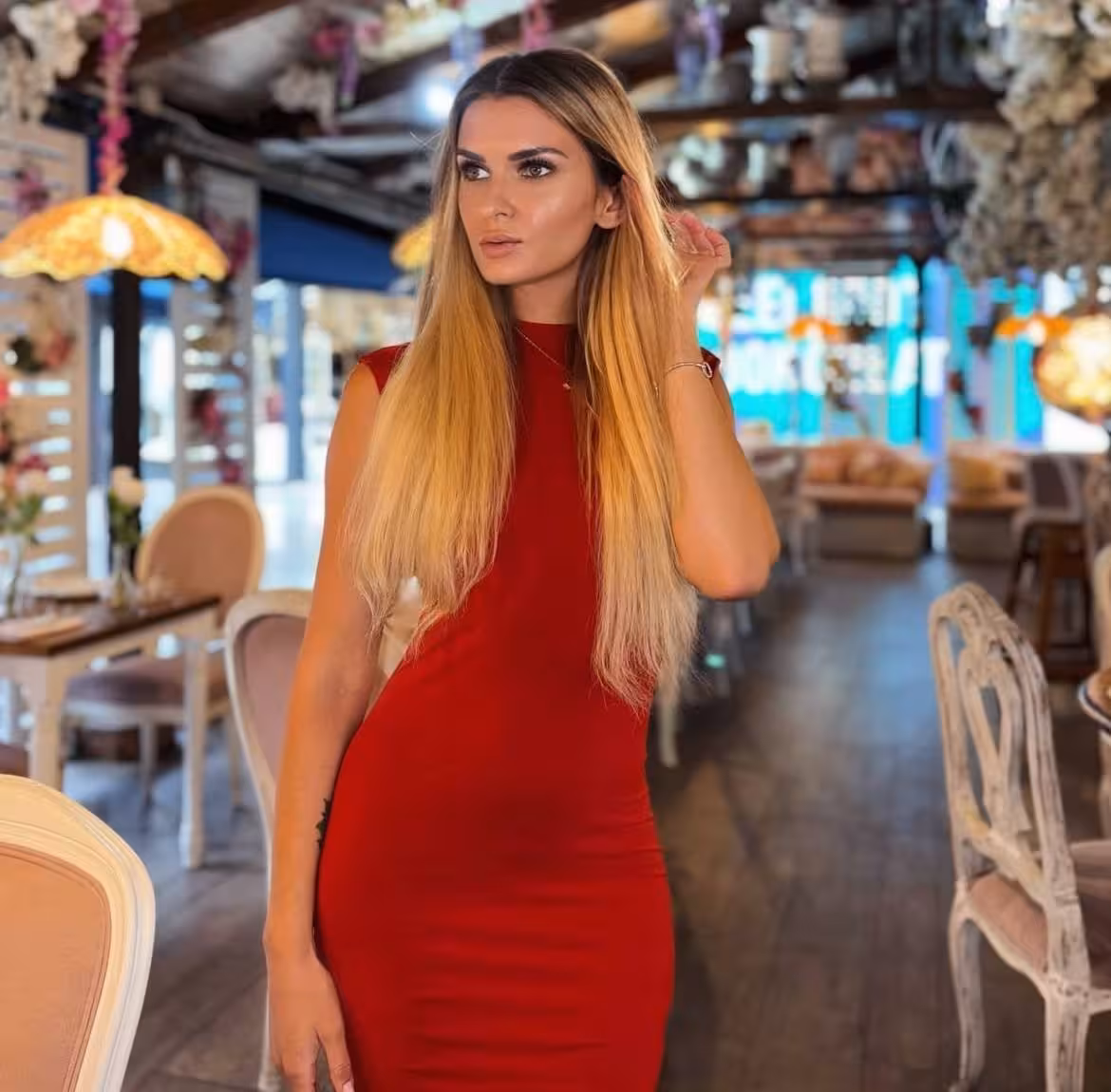 See Lady's Profile