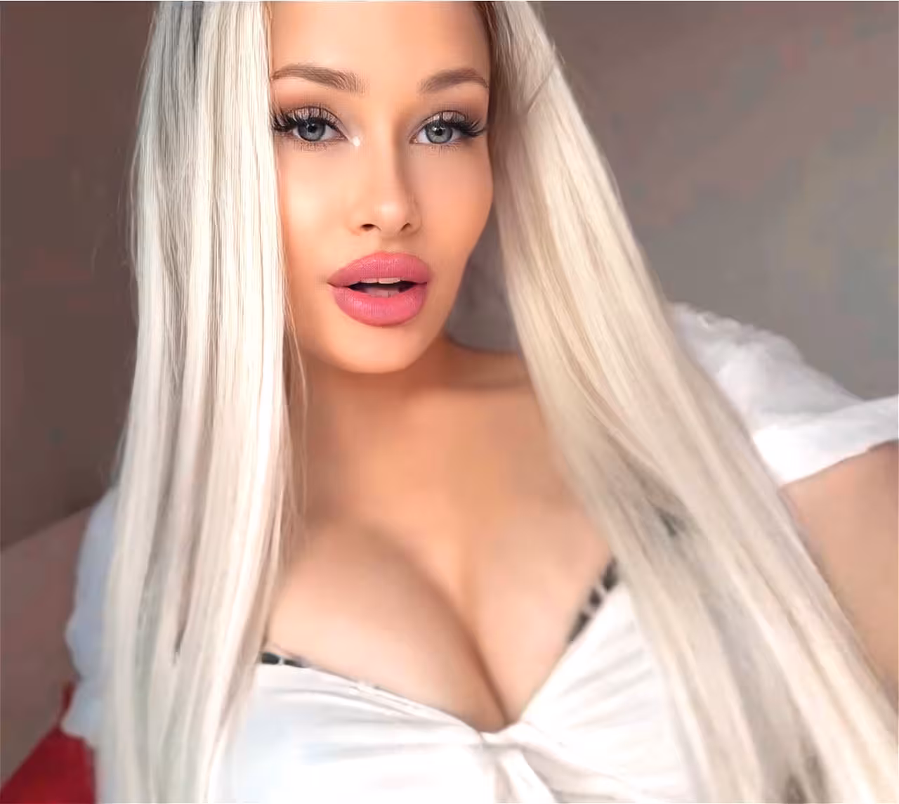 See Lady's Profile