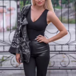 Julia the russian bride español