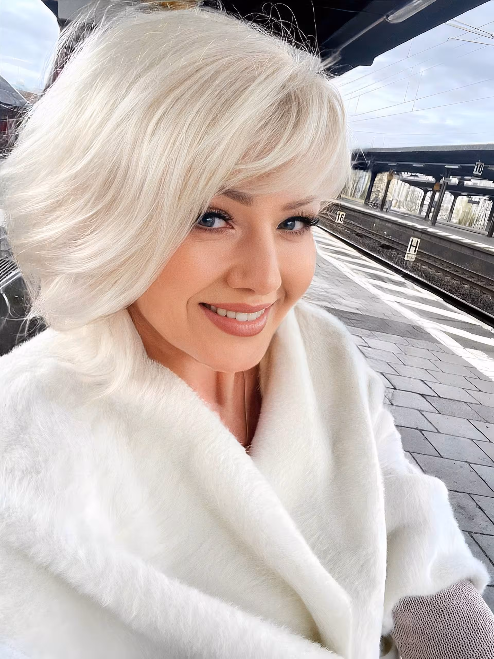 Visit Lady's Profile