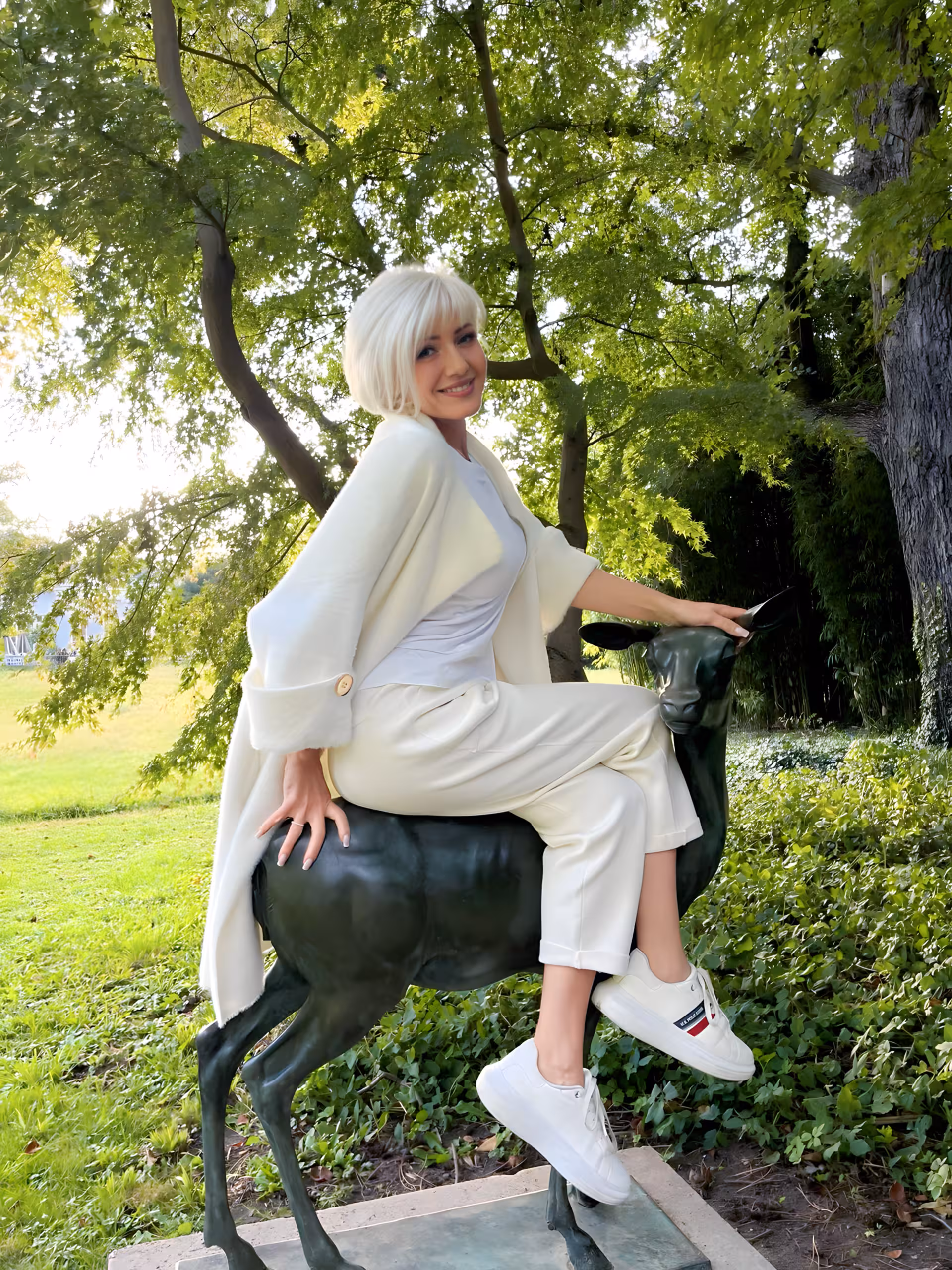 Get to Know bride