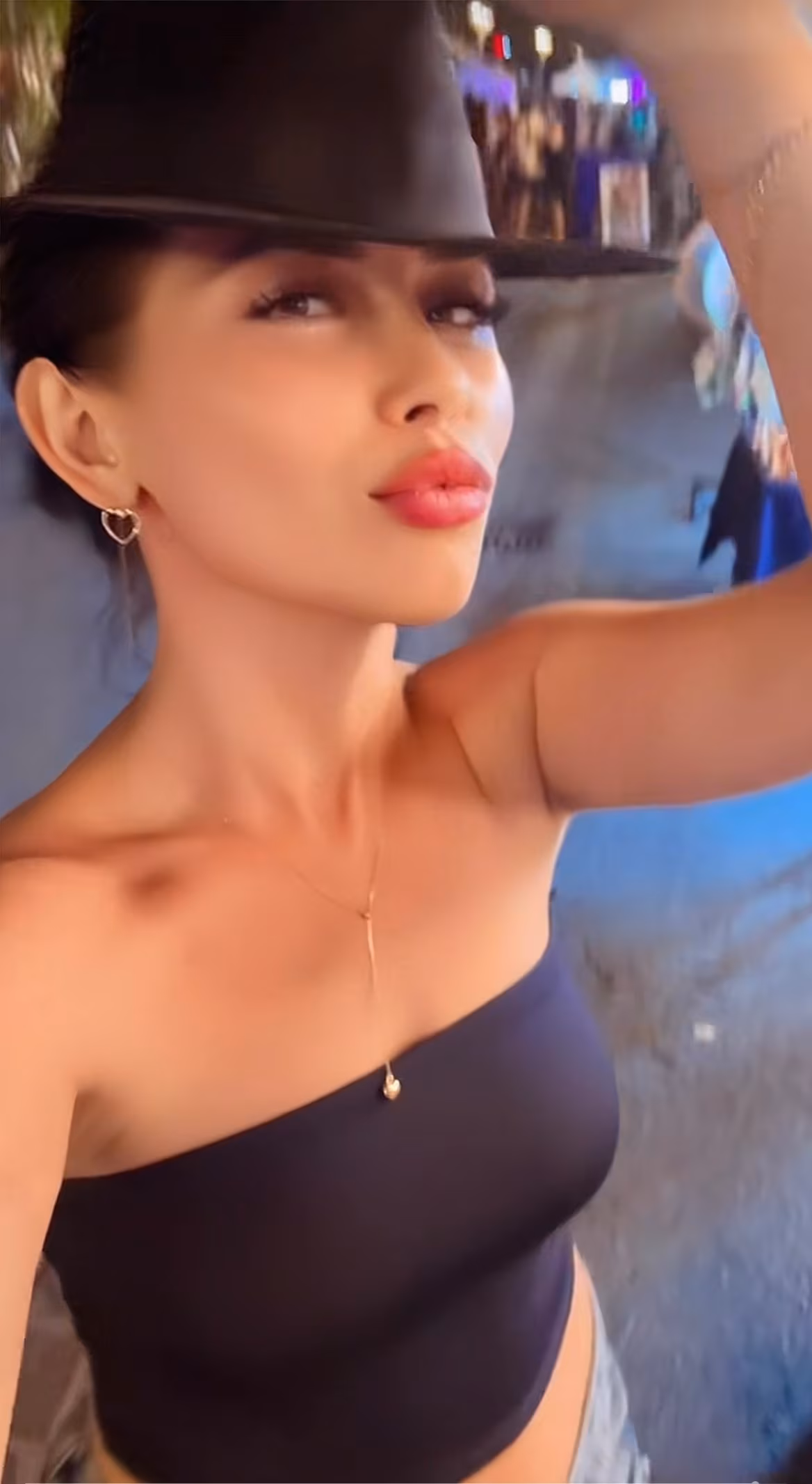 Discover Her Profile