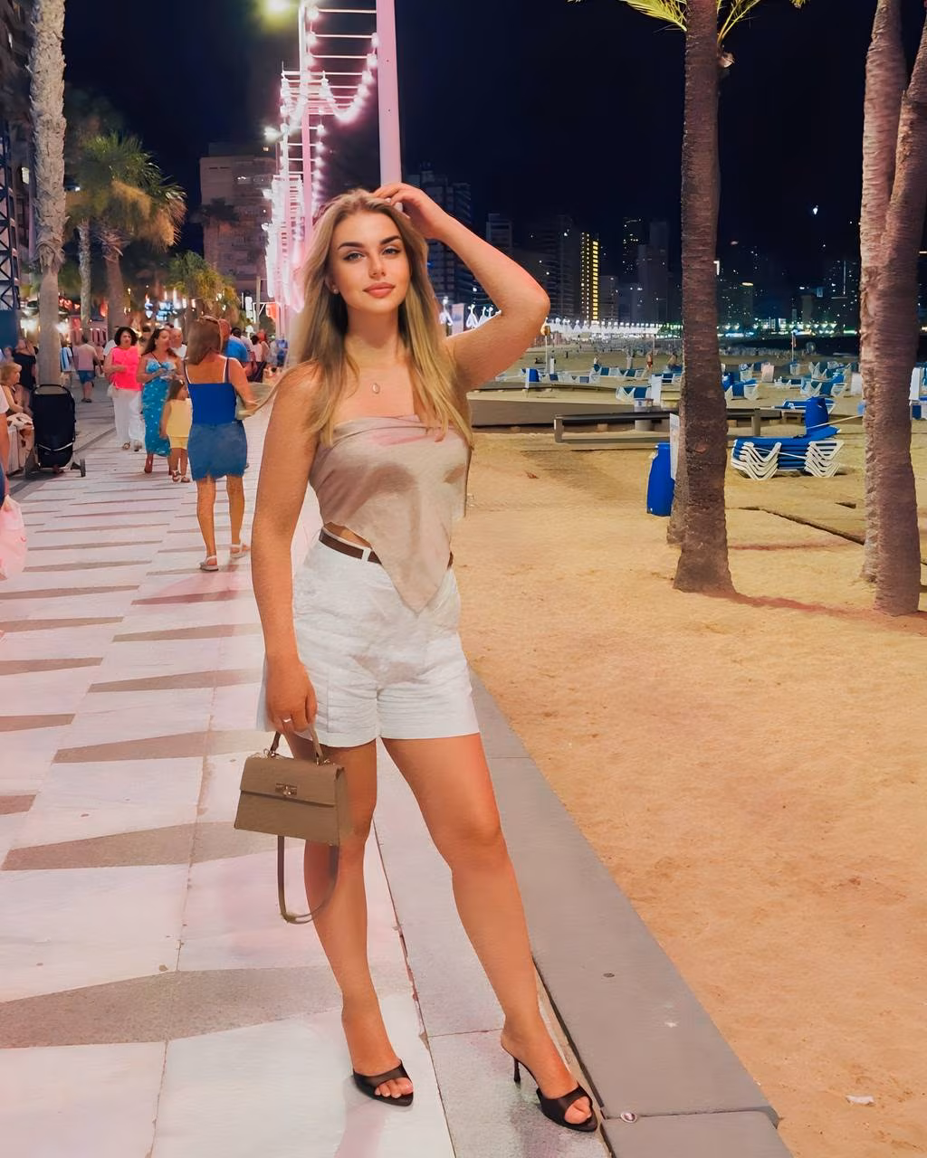 See Lady's Profile