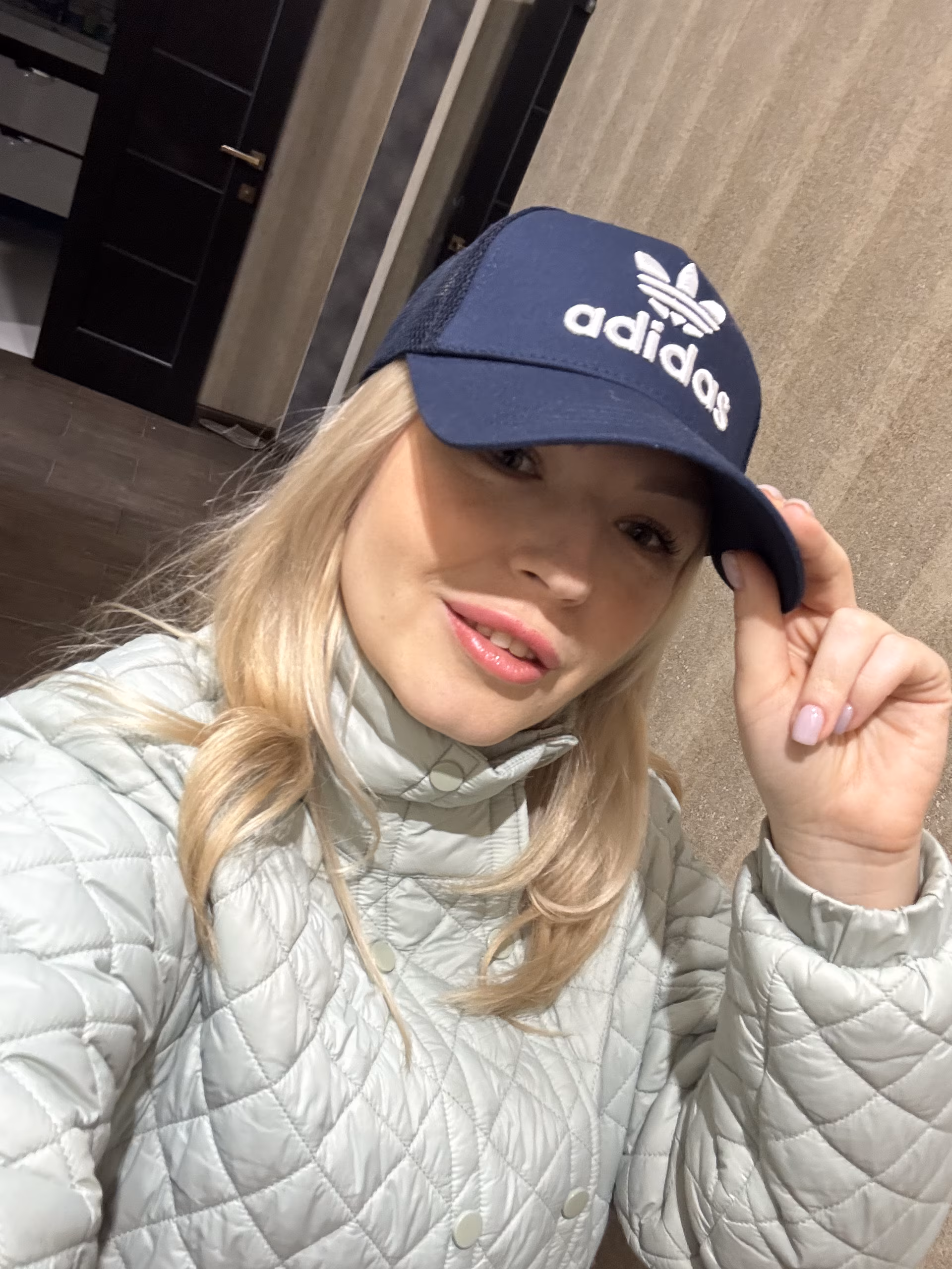 See Lady's Profile