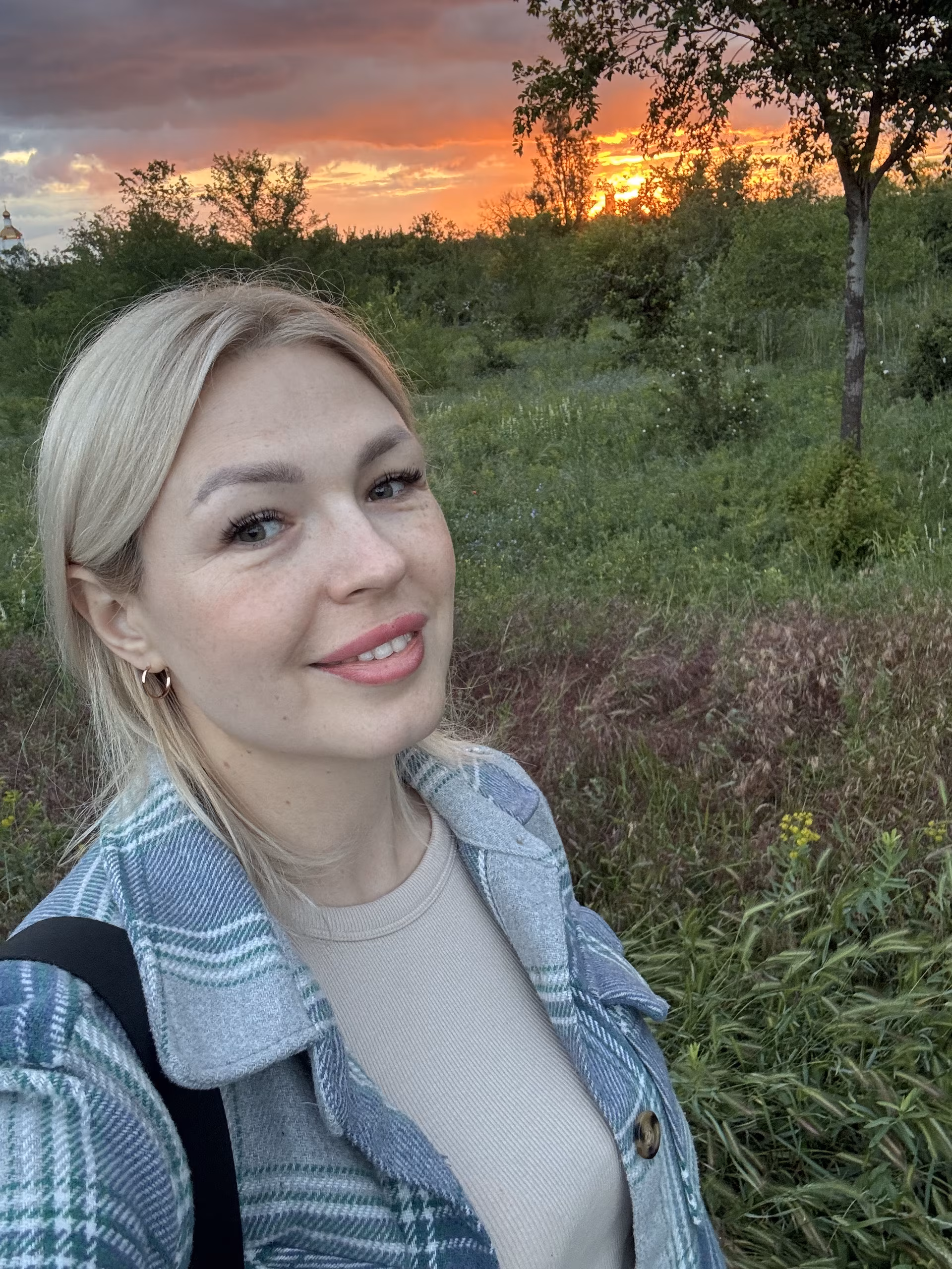 Discover Her Profile