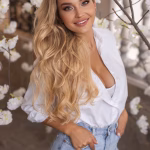 Violetta 32 Kyiv Ukraine single and ready to mingle