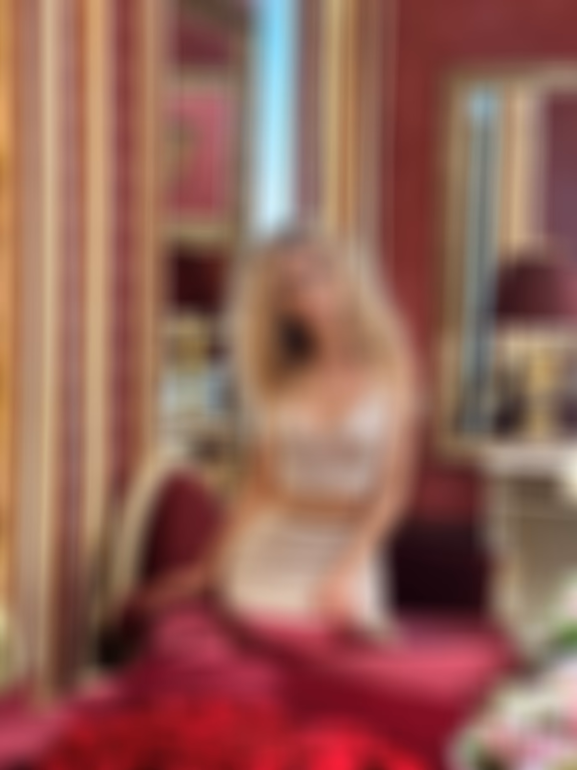 Visit Lady's Profile