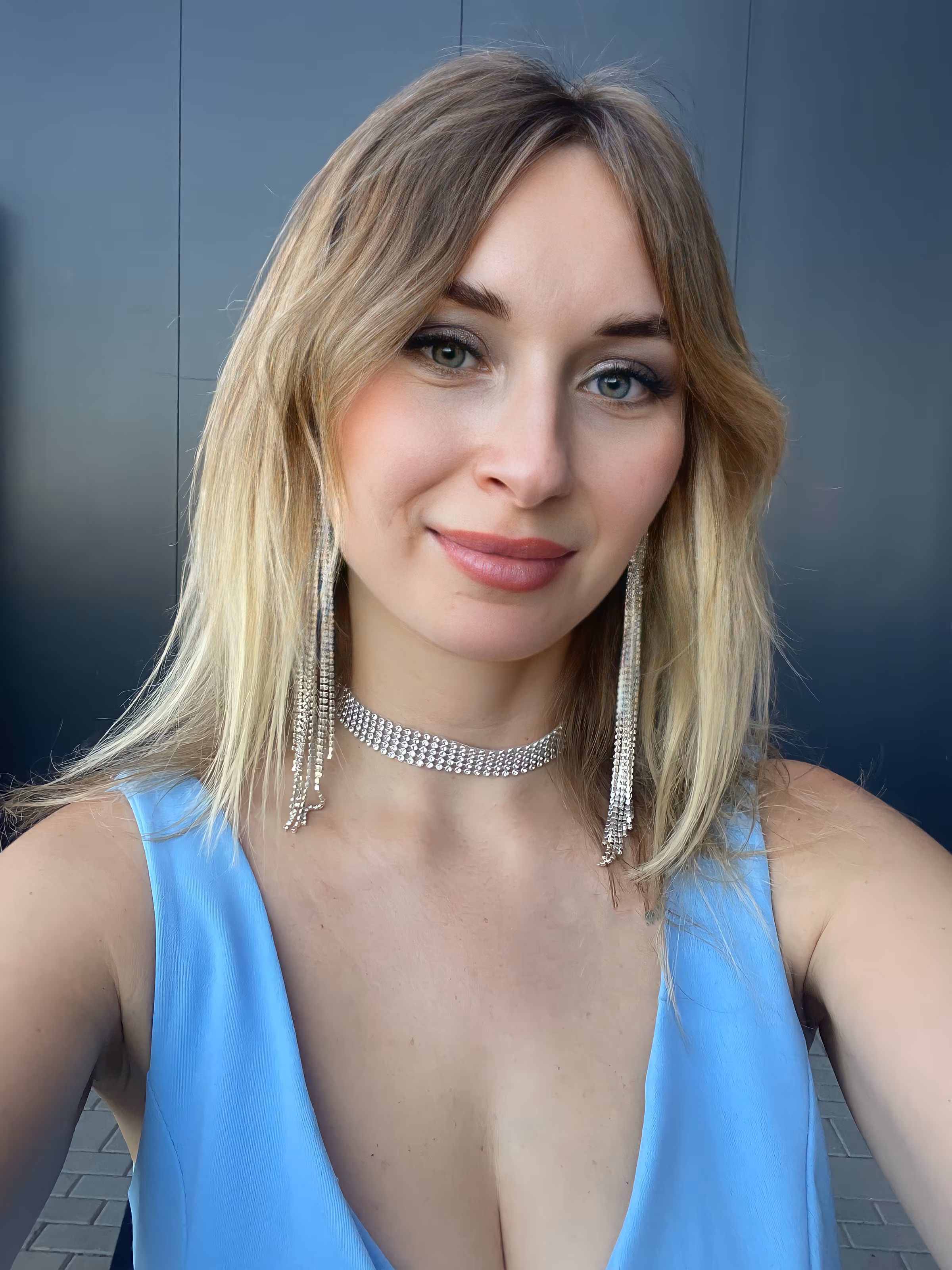 Discover Her Profile