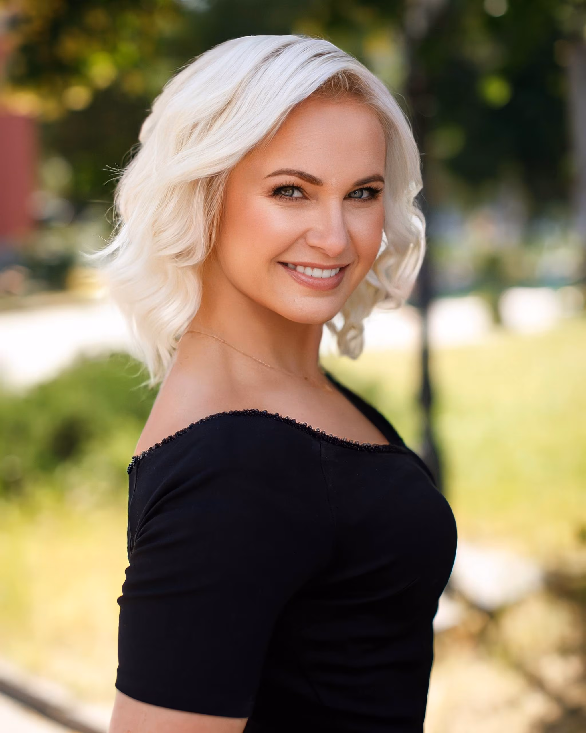 Visit Lady's Profile