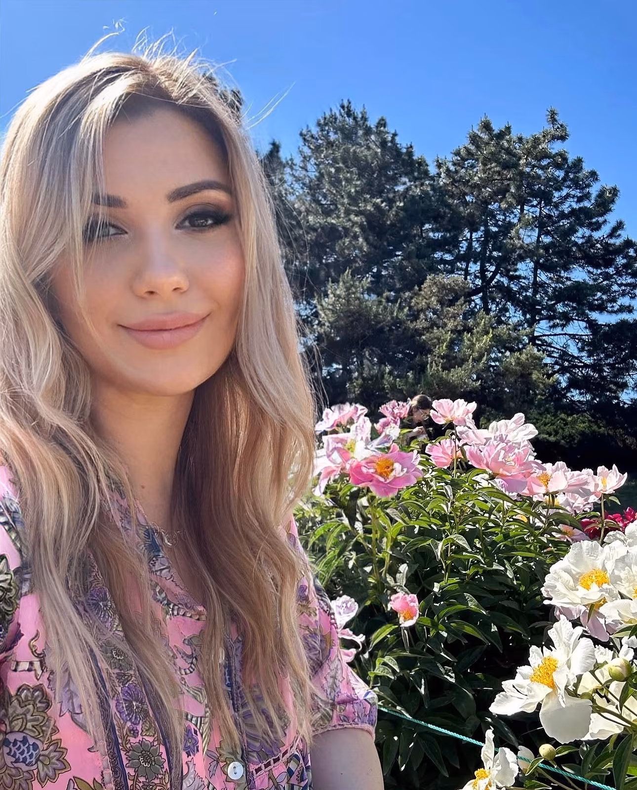 Visit Lady's Profile
