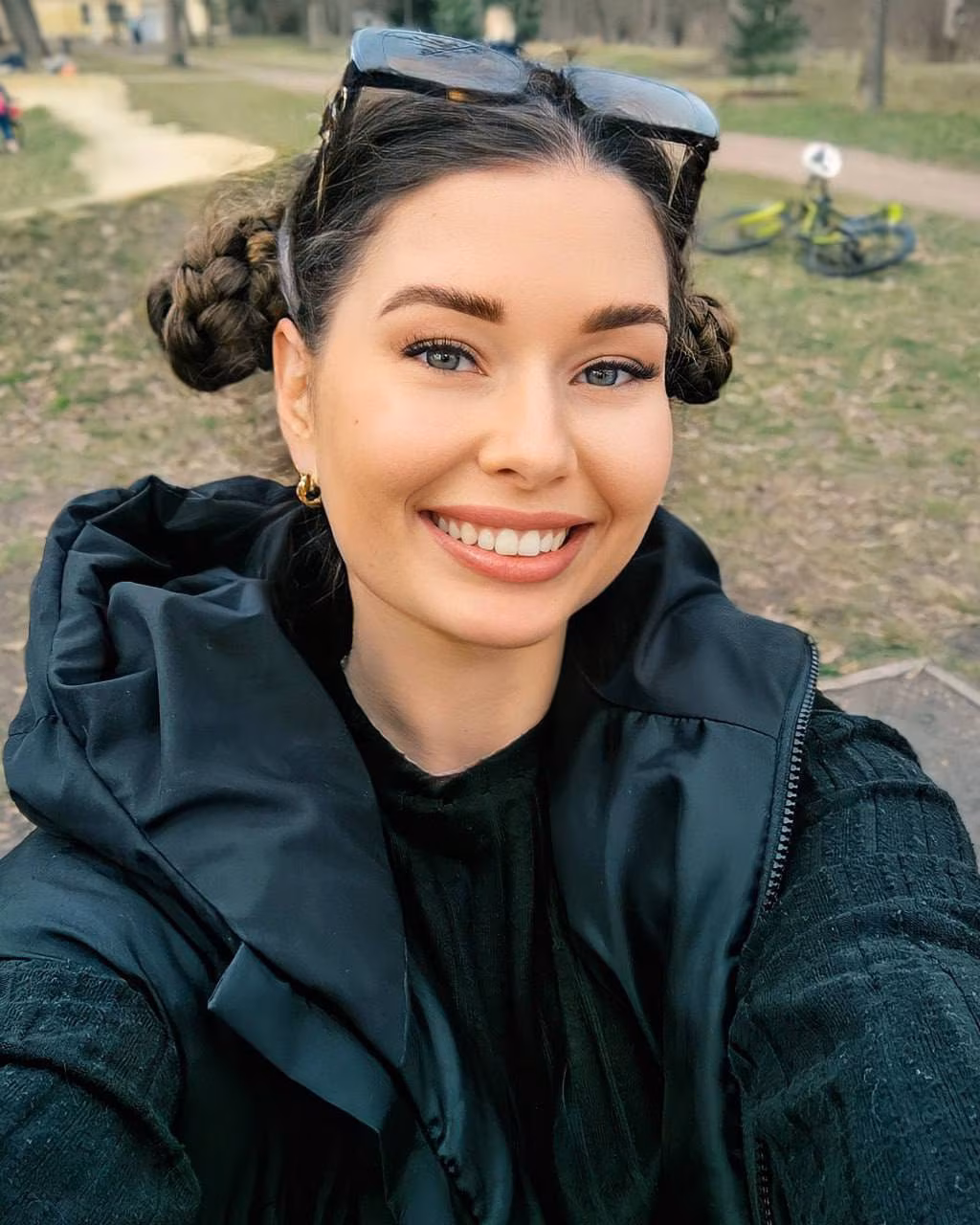 Discover Her Profile