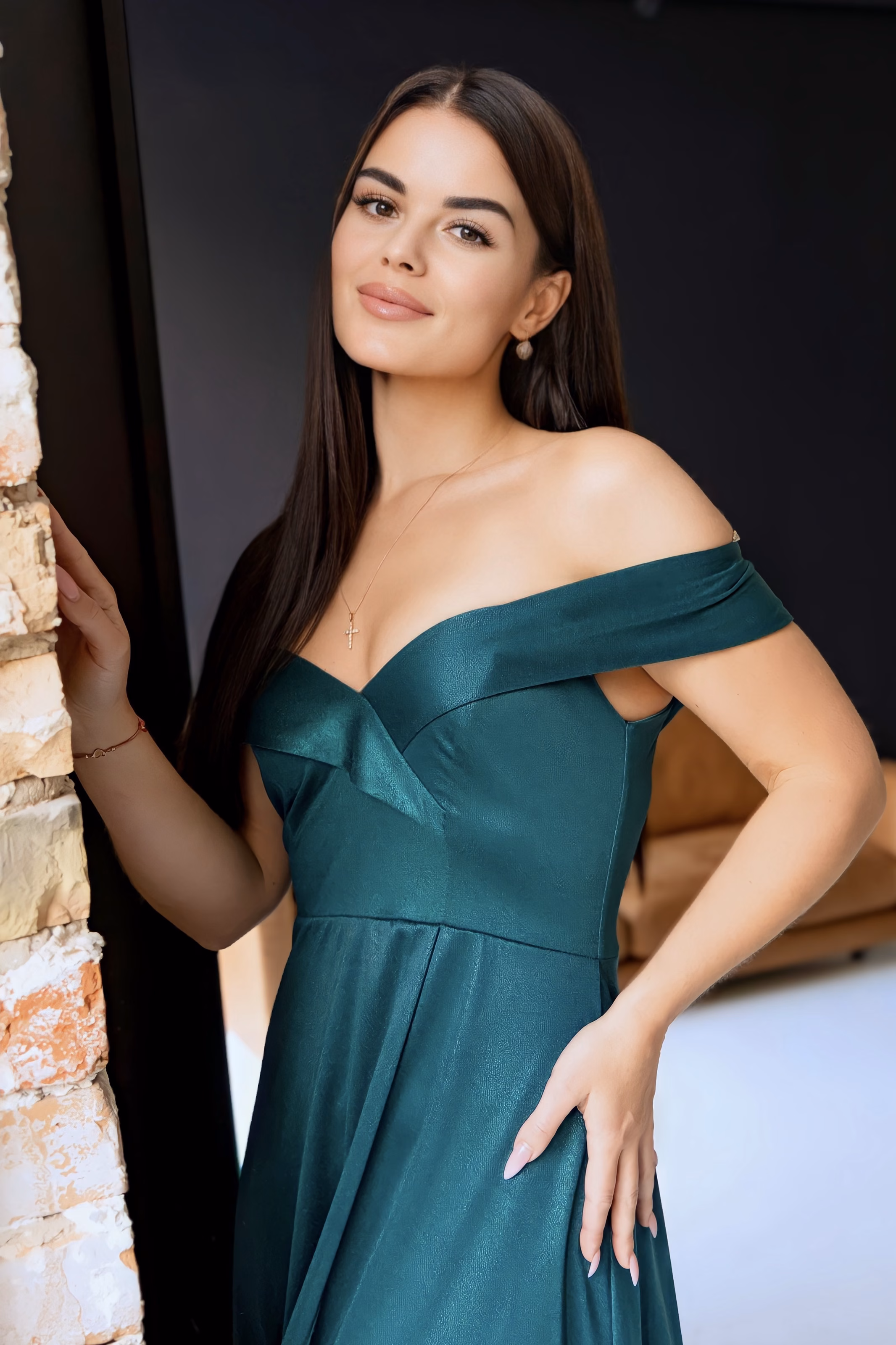 Visit Lady's Profile